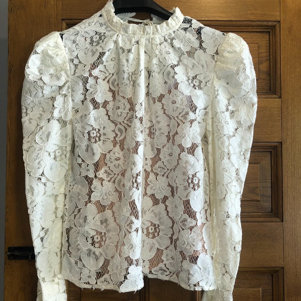 WAYF Emma White Lace Puff Sleeve